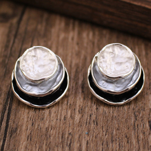 Three-colored Painting Round Earrings